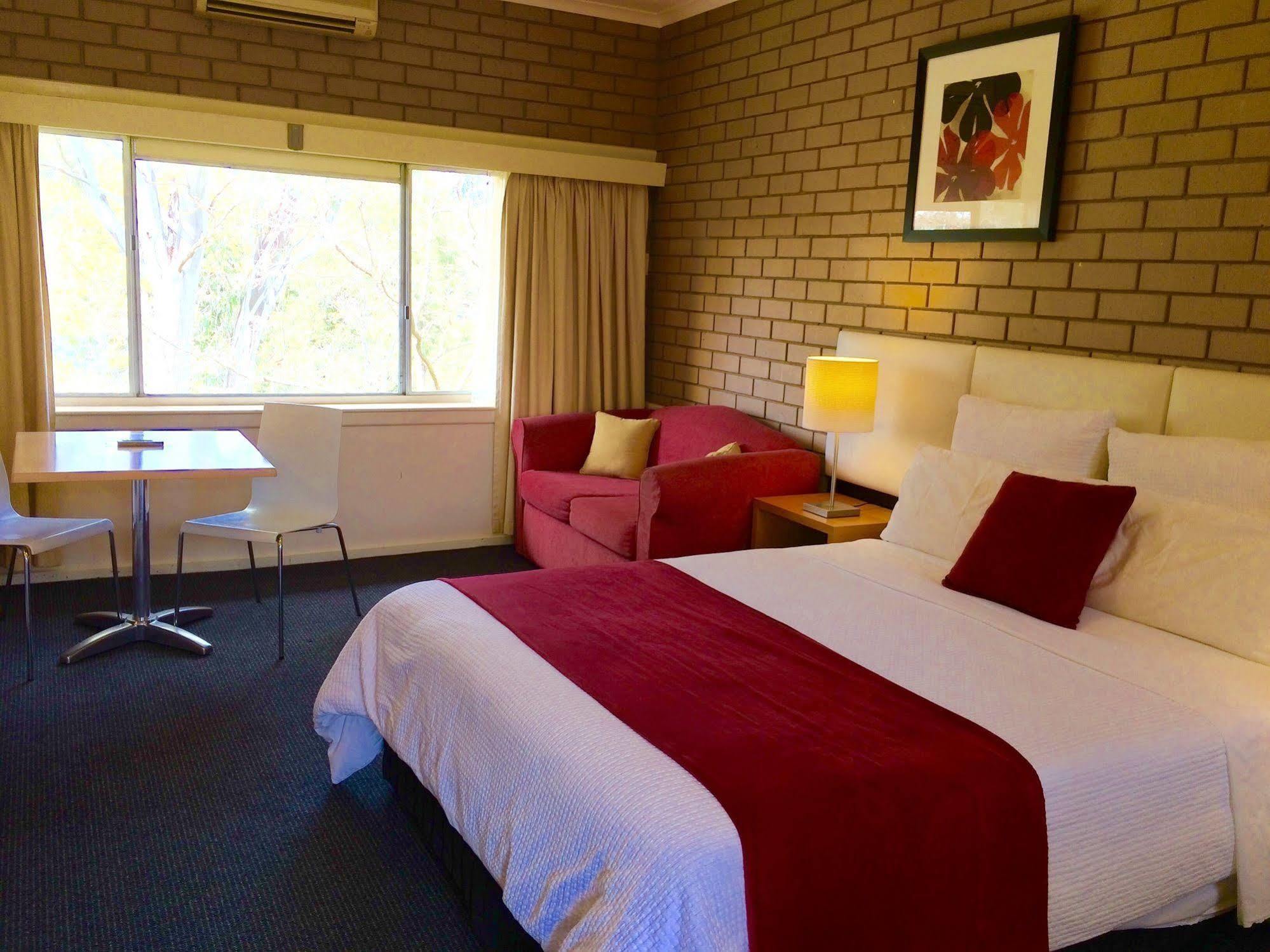 Parkview Motor Inn And Apartments Wangaratta Kültér fotó